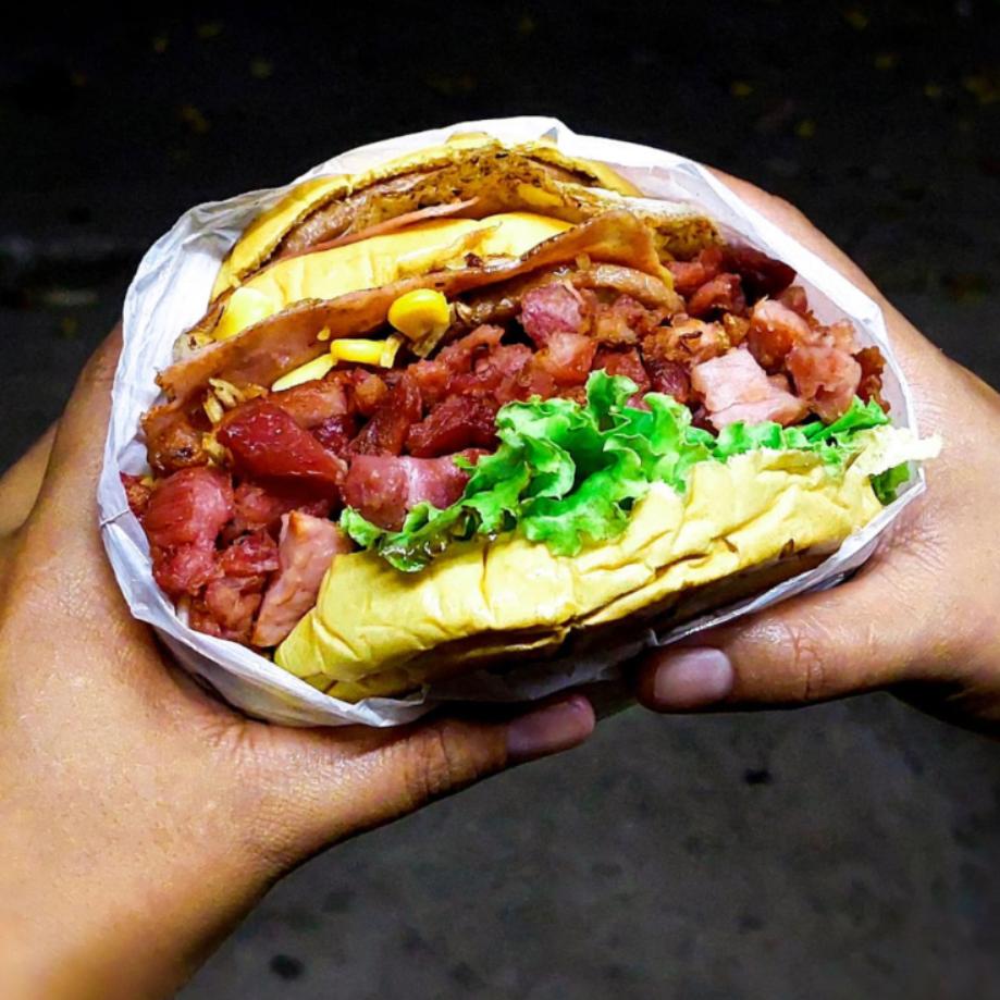 Burgão Especial - Hambúrguer Artesanal com 2 Adicionais Grátis
